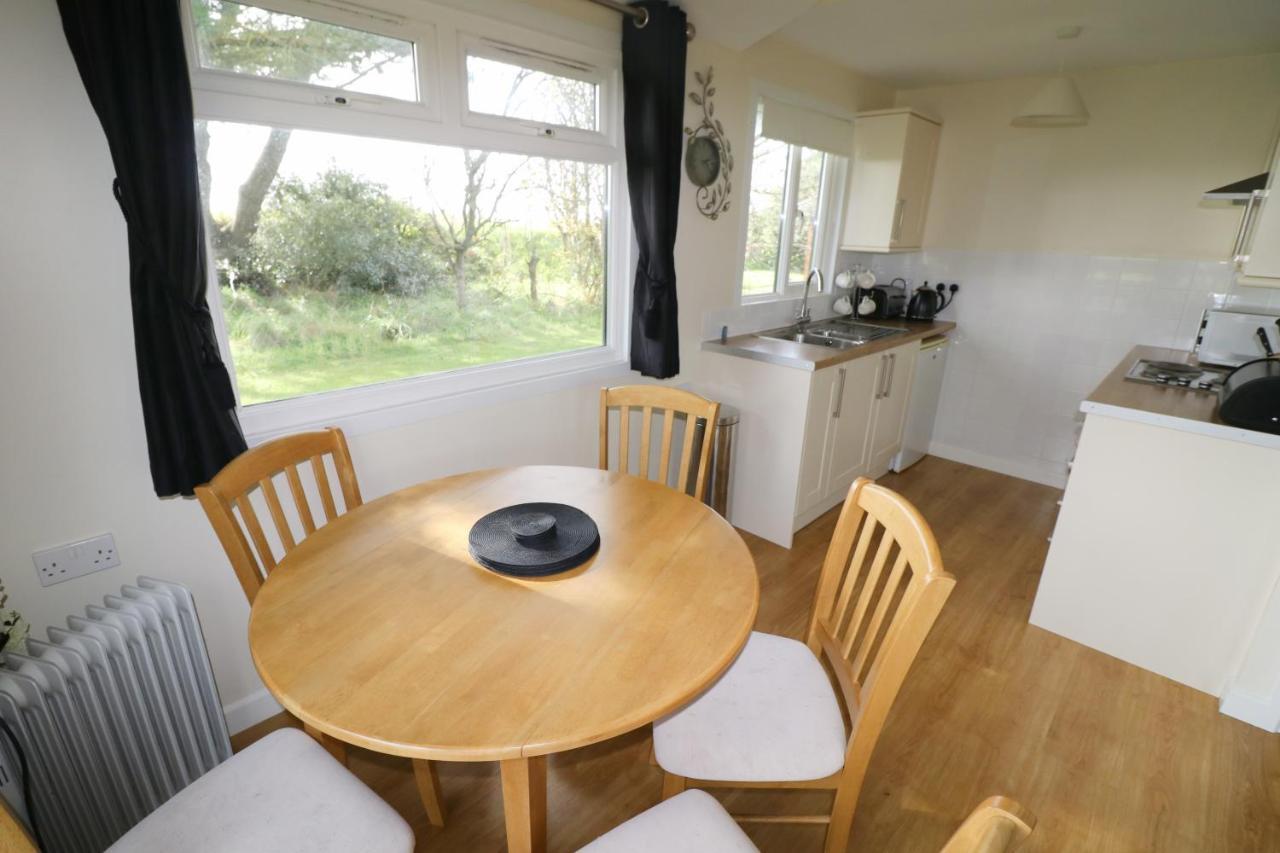 Atlantic Bays Holiday Park Saint Ervan 外观 照片